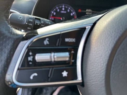 Used 2024 Kia Forte GT-Line image 17