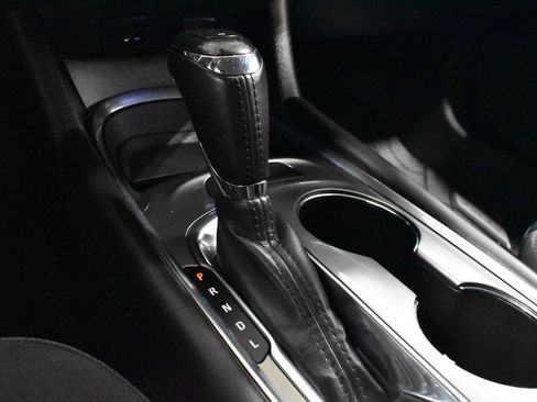 Used 2018 Chevrolet Malibu LT image 20