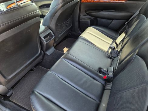 Used 2010 Subaru Outback 2.5i Limited AWD/4WD image 25