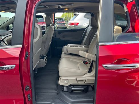 Used 2024 Honda Odyssey Touring image 33
