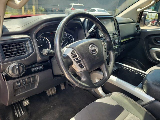 Used 2023 Nissan Titan SV w/ SV Convenience Package RWD image 17