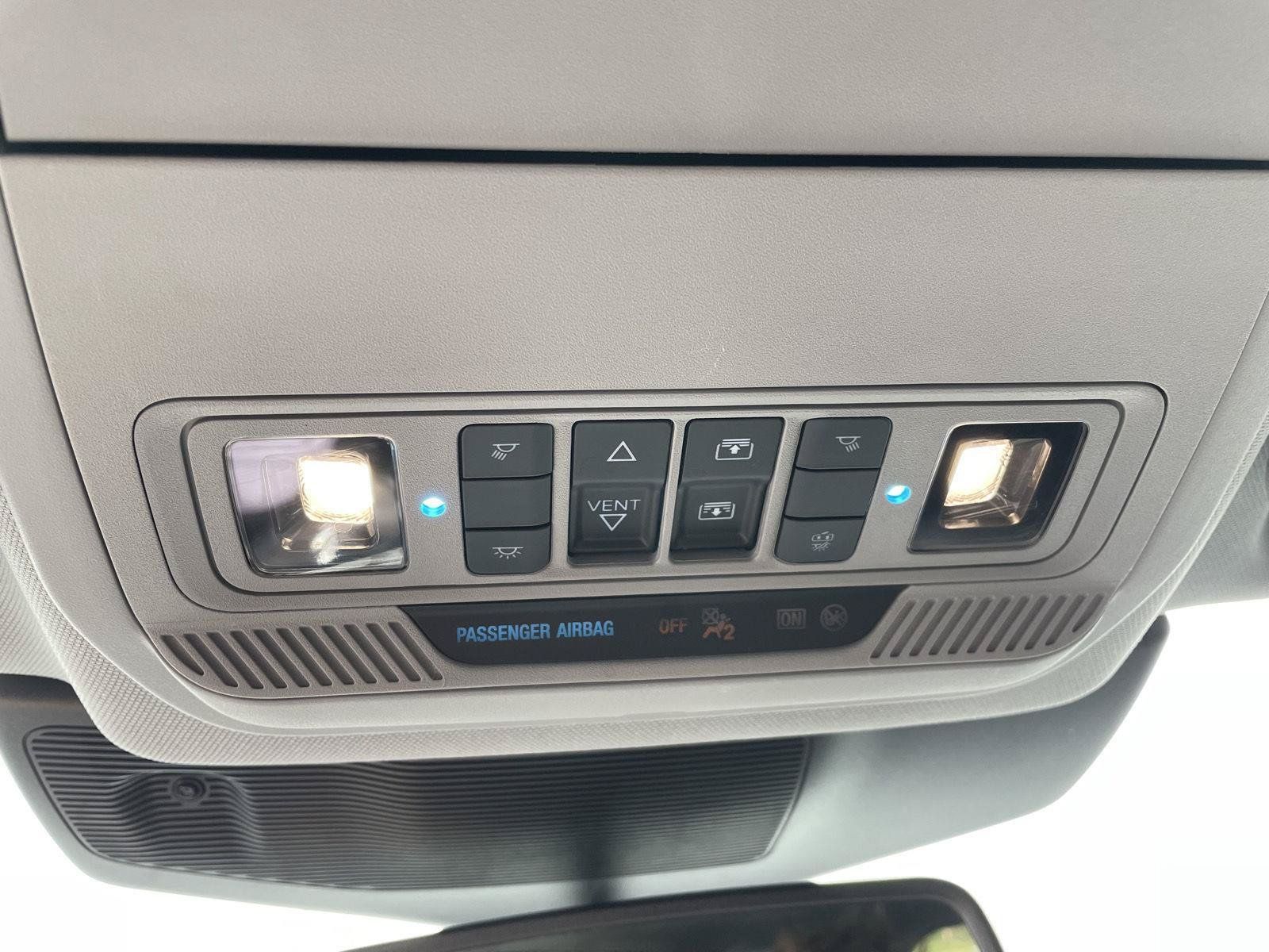 Used 2024 Ford Explorer Limited w/ Equipment Group 301A AWD/4WD image 24