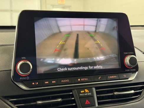 Used 2019 Nissan Altima 2.5 SV image 39