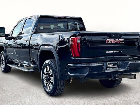 Used 2024 GMC Sierra 2500 Denali w/ Denali Reserve Package image 15