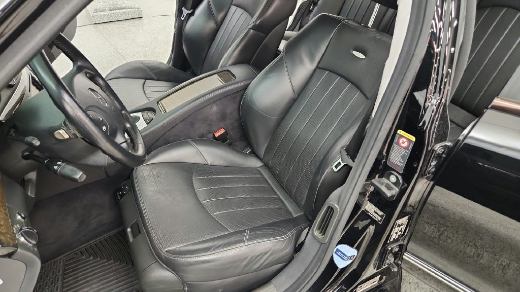 Used 2005 Mercedes-Benz E 55 AMG Sedan image 40
