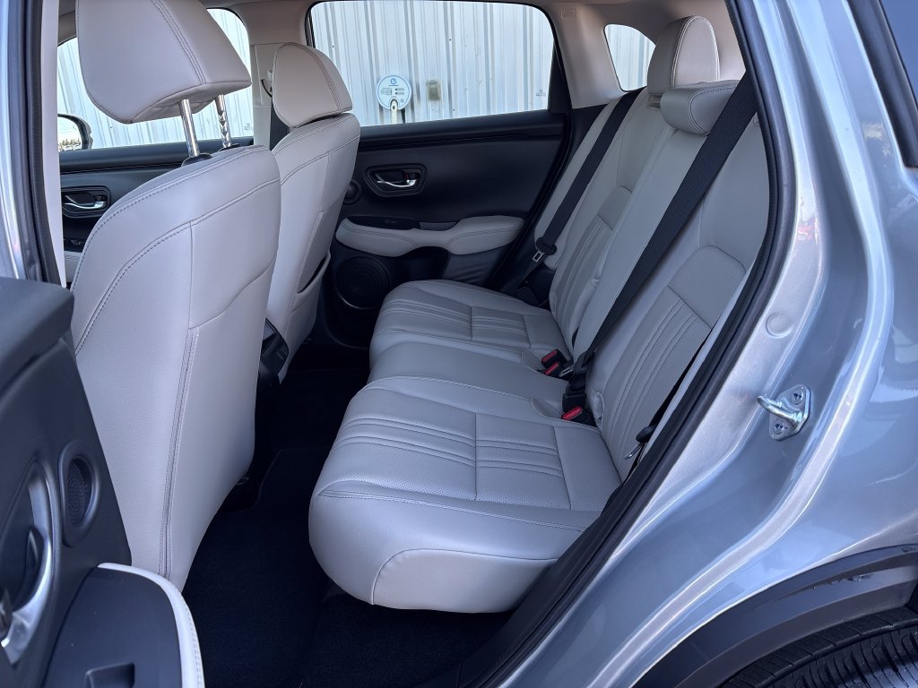 Used 2025 Honda HR-V EX-L image 25