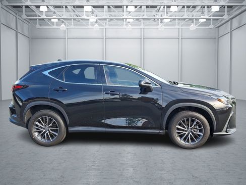 Used 2023 Lexus NX 350 AWD w/ Cold Area Package image 7