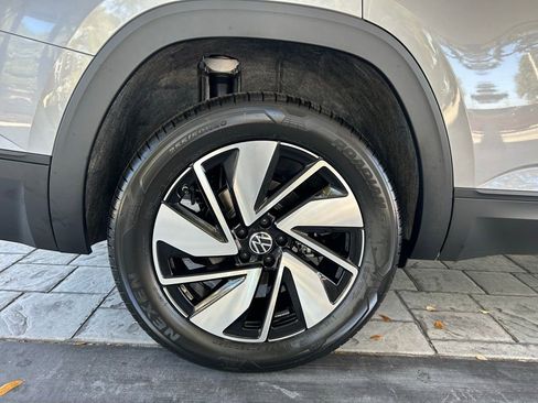 New 2026 Volkswagen Atlas SE FWD image 25