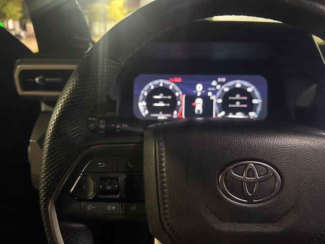 Used 2025 Toyota Tacoma TRD Sport w/ TRD Sport Upgrade Package AWD/4WD image 14