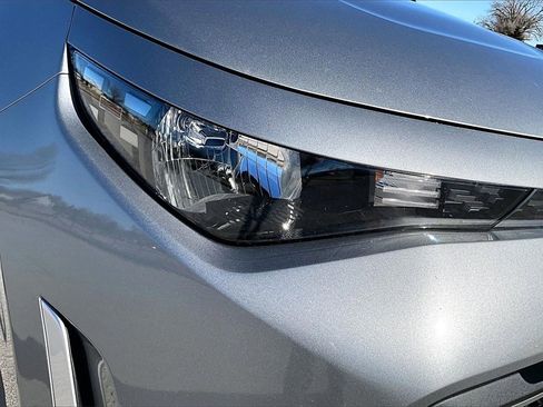 Used 2023 Kia Soul LX image 25