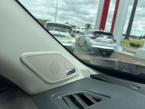 Certified 2023 Nissan Pathfinder Platinum AWD/4WD image 28