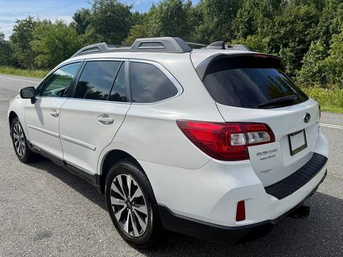Used 2016 Subaru Outback 3.6R Limited AWD/4WD image 10