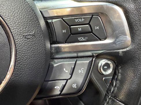 Used 2017 Ford Mustang GT Premium image 36