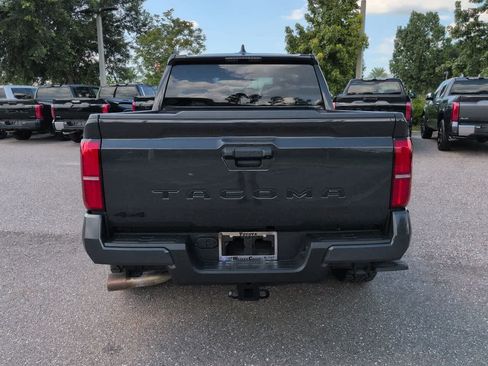 Certified 2026 Toyota Tacoma TRD Sport AWD/4WD image 5