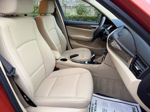 Used 2015 BMW X1 xDrive28i image 16