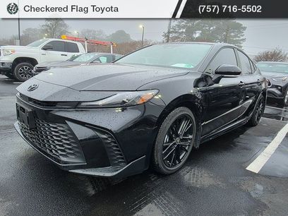 Used 2025 Toyota Camry SE w/ Convenience Package