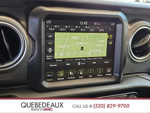 Used 2021 Jeep Wrangler Unlimited Sahara w/ Uconnect 4C Nav & Sound Group AWD/4WD image 18