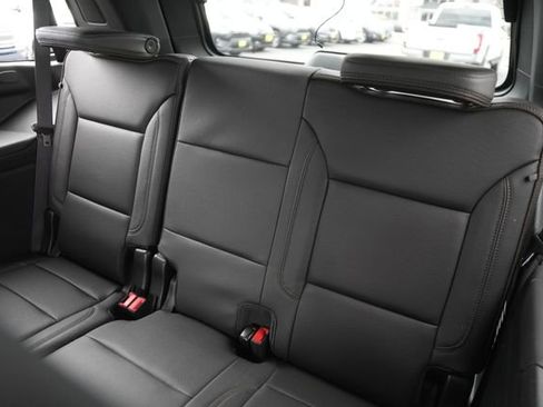 Used 2024 Chevrolet Tahoe High Country image 14