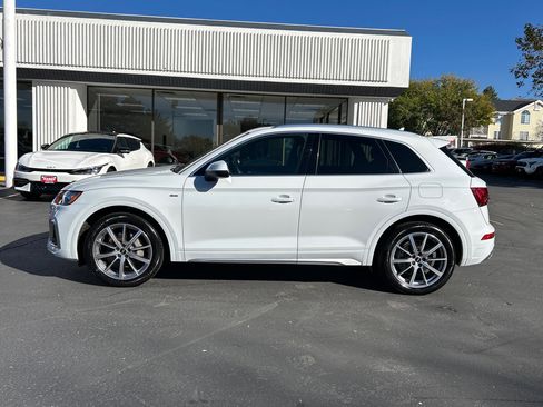 Used 2023 Audi Q5 e Premium Plus w/ Premium Plus Package image 14