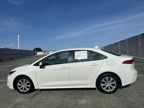 Used 2024 Toyota Corolla LE FWD image 25