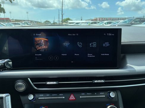 Used 2025 Hyundai Sonata SEL FWD image 16