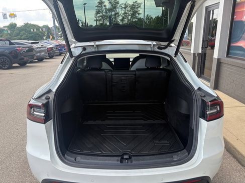 Used 2020 Tesla Model Y Long Range AWD/4WD image 24