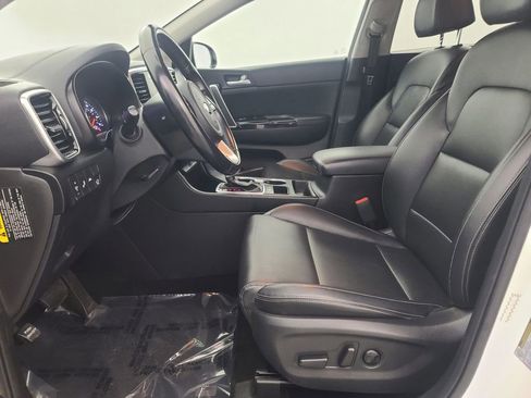 Used 2020 Kia Sportage EX image 26