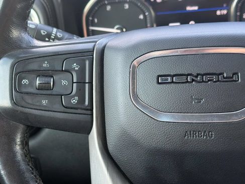 Used 2022 GMC Sierra 3500 Denali w/ Denali Ultimate Package AWD/4WD image 10