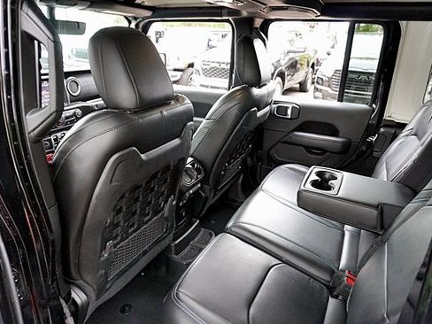 Used 2021 Jeep Wrangler Unlimited Rubicon 4xe image 19