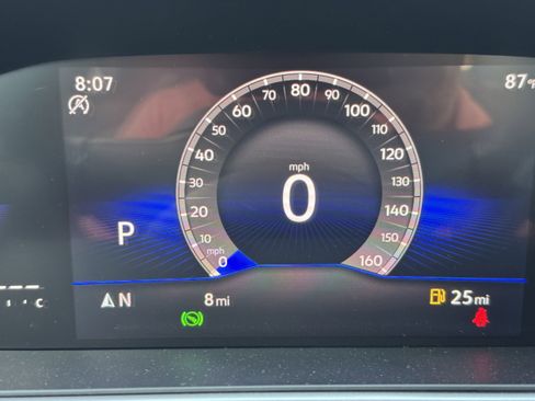 New 2025 Volkswagen Taos SE image 29