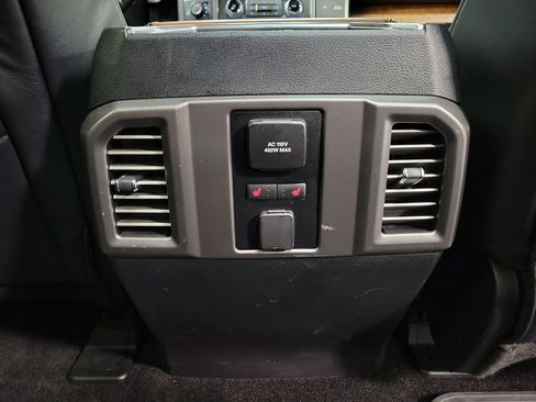 Used 2016 Ford F150 Limited w/ Trailer Tow Package image 28