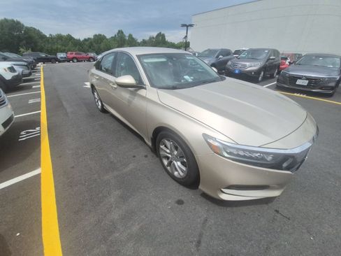 Used 2020 Honda Accord LX image 3