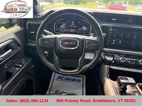 Used 2024 GMC Sierra 1500 AT4 w/ Technology Package AWD/4WD image 15