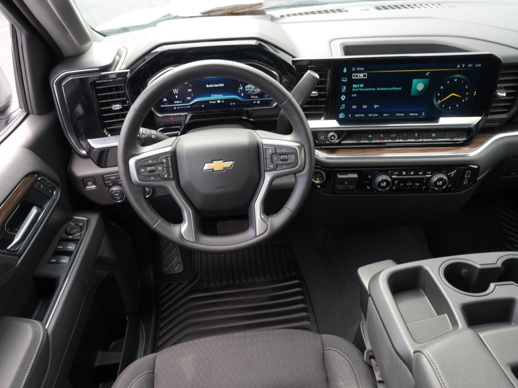 Certified 2025 Chevrolet Silverado 1500 LT AWD/4WD image 20