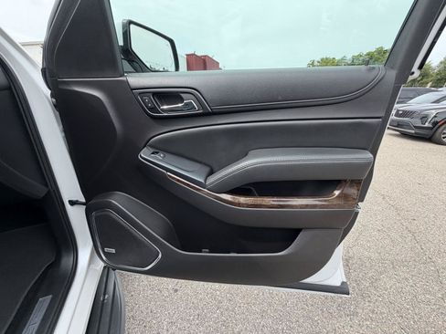 Used 2017 Chevrolet Tahoe LT AWD/4WD image 32