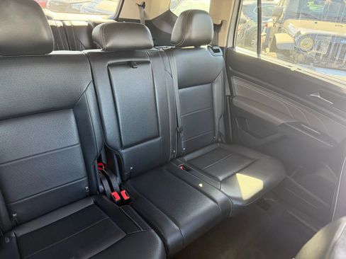 Used 2021 Volkswagen Atlas SE FWD image 10