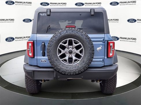 New 2025 Ford Bronco Badlands image 4