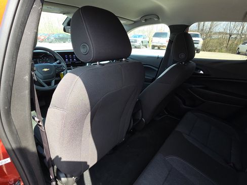 Used 2024 Chevrolet Trax LS w/ LS Convenience Package image 27