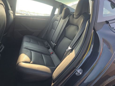 Used 2025 Tesla Model 3 Long Range AWD/4WD image 10