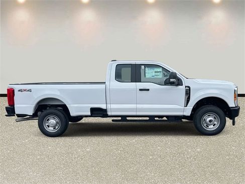 New 2026 Ford F250 XL image 4