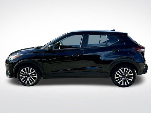 Used 2024 Nissan Kicks SV image 8