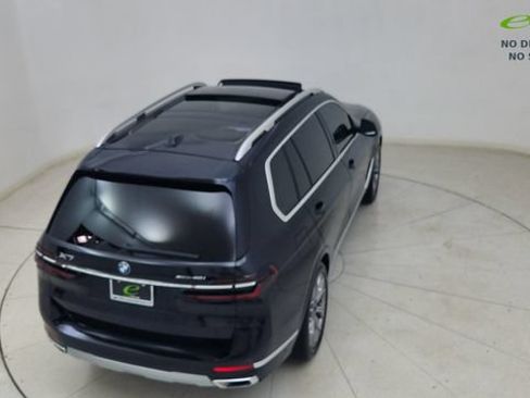 Used 2025 BMW X7 xDrive40i w/ Premium Package AWD/4WD image 91