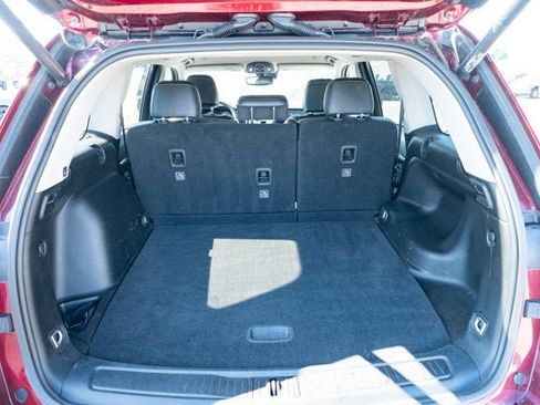 Certified 2023 Jeep Grand Cherokee Limited RWD image 34