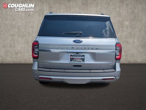 Used 2024 Ford Expedition Max Platinum AWD/4WD image 7