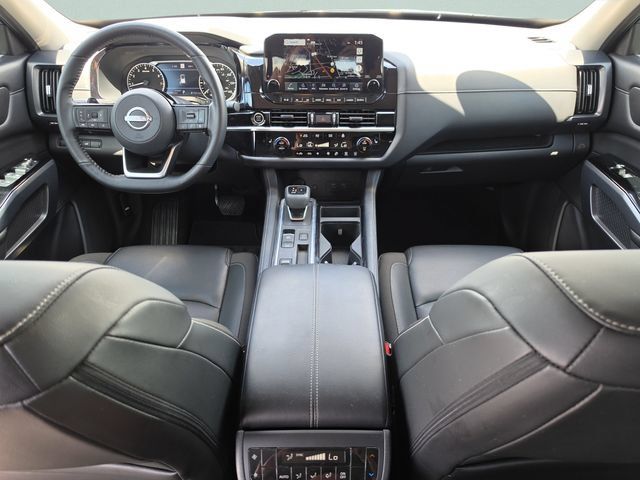 Used 2023 Nissan Pathfinder SL FWD image 24