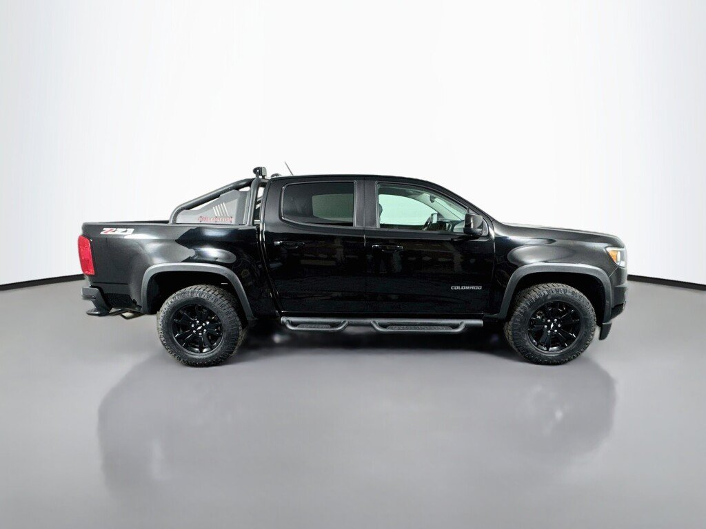 Used 2016 Chevrolet Colorado Z71 AWD/4WD image 6