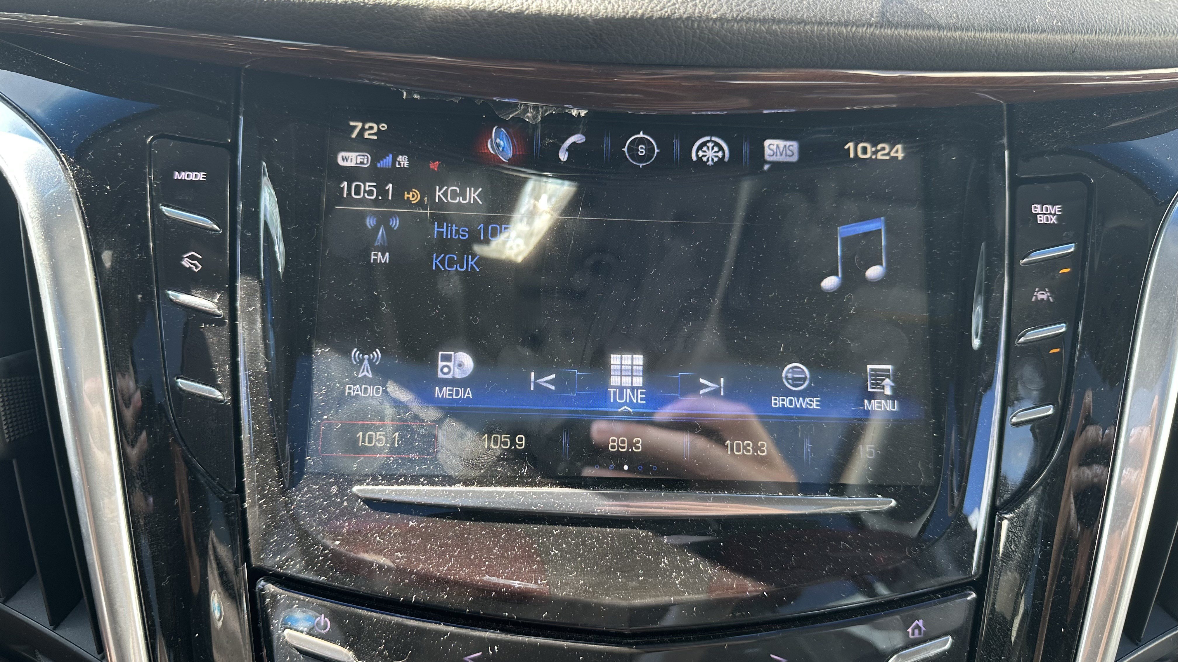 Used 2020 Cadillac Escalade Luxury w/ Escalade Sport Edition AWD/4WD image 24