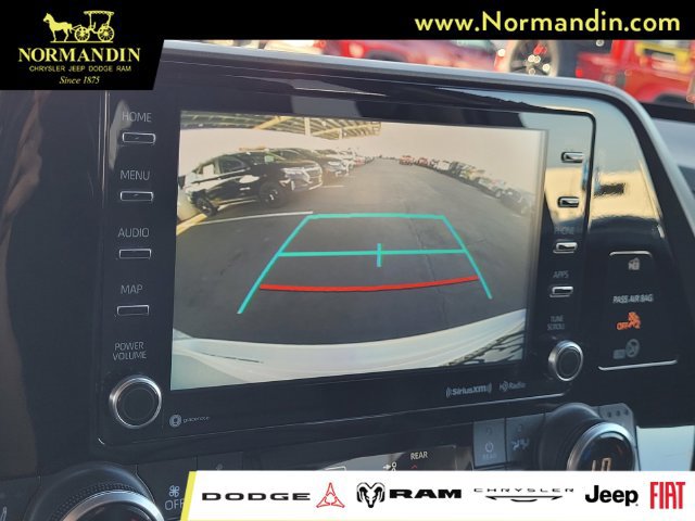 Used 2022 Toyota Highlander XLE FWD image 10