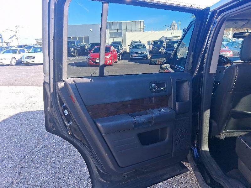 Used 2012 Ford Flex SEL w/ Equipment Group Order Code FWD image 16