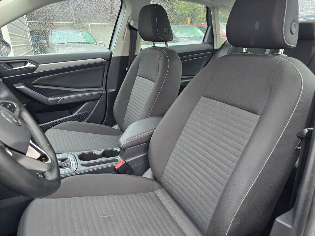 Used 2024 Volkswagen Jetta S FWD image 21